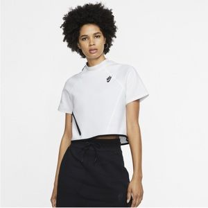 Nike Sportswear Tech Fleece Women's Short-Sleeve Top